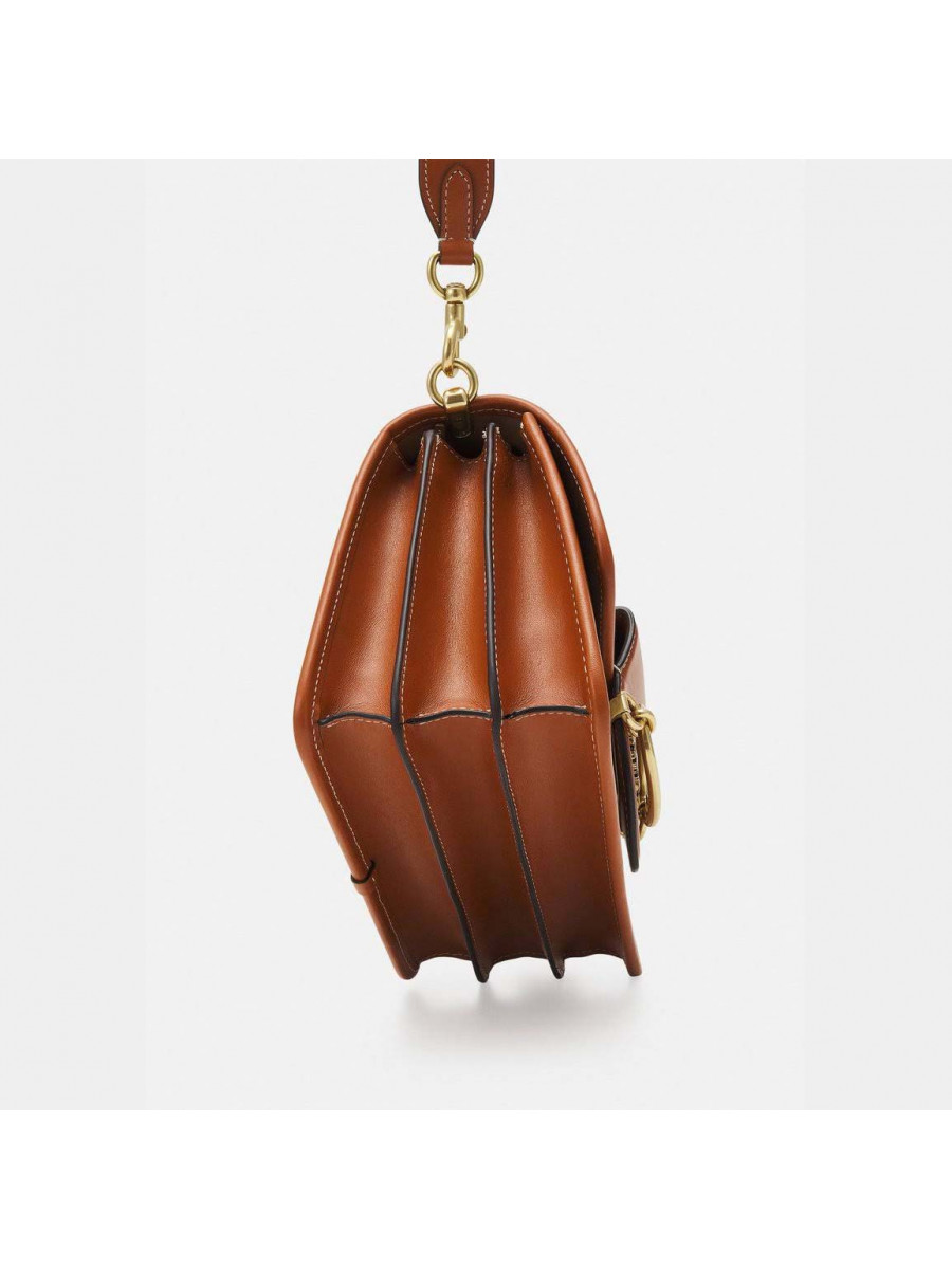 Сумка Coach Hero Shoulder Bag (Chalk Burnished Amber)