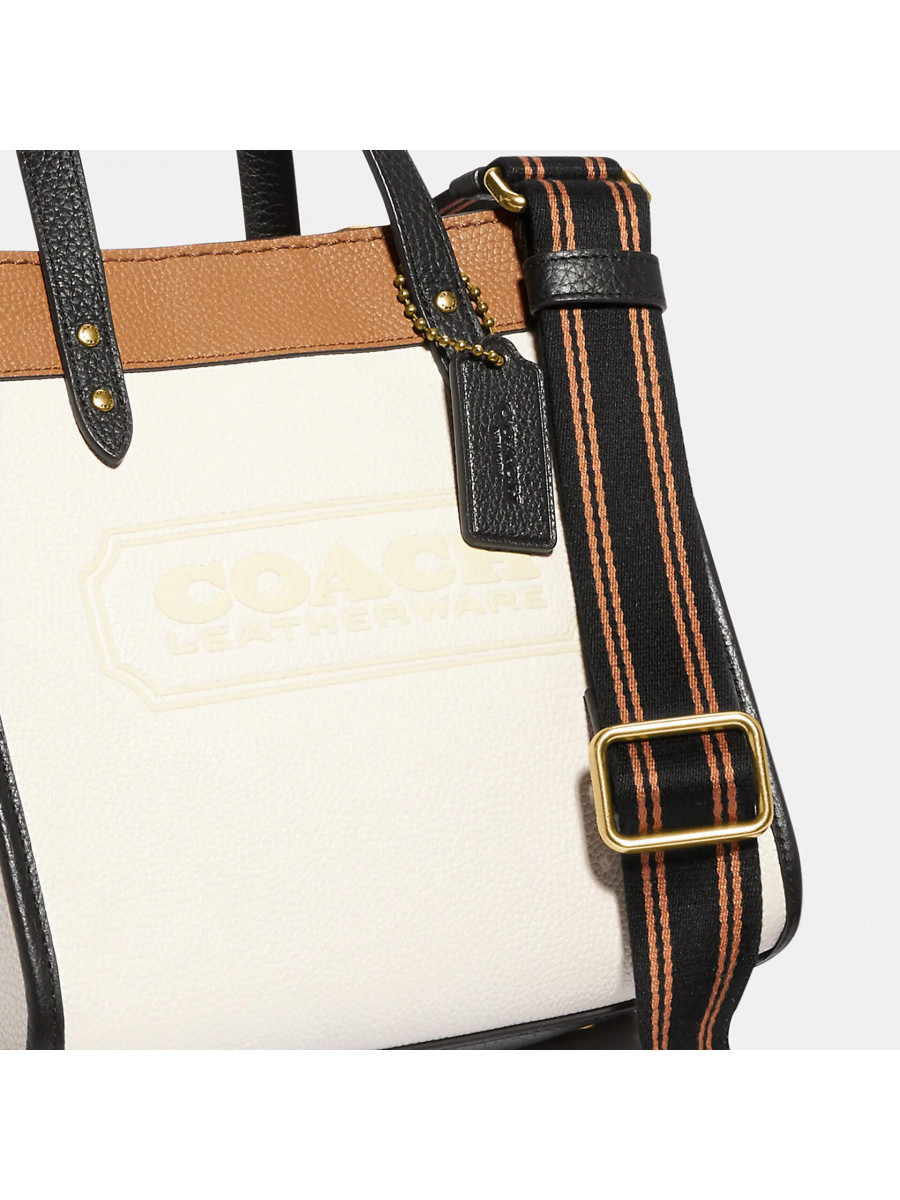 Сумка Coach Field Tote 22 In Colorblock With Coach Badge - Brass/Chalk Multi