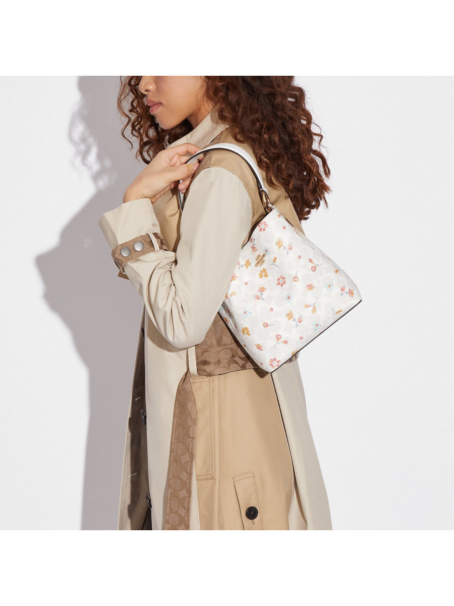Сумка Coach Small Town Bucket Bag In Signature Canvas With Mystical Floral Print - Gold/Chalk Multi