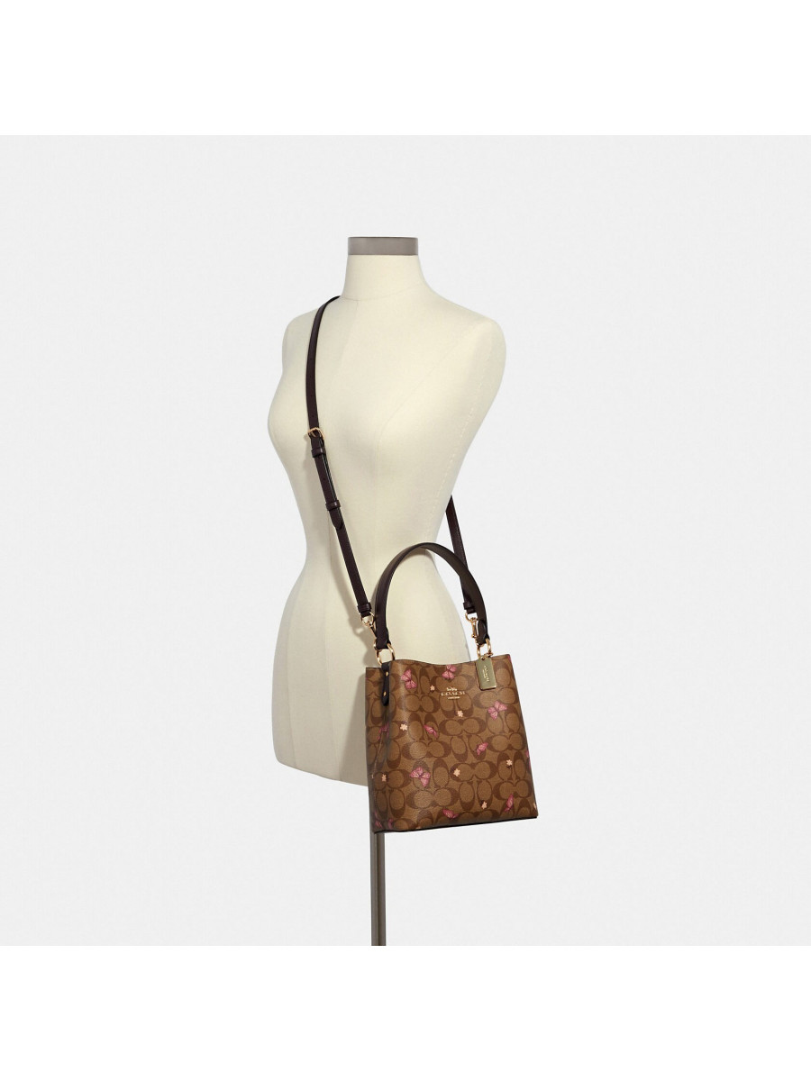 Сумка Coach Small Town Bucket Bag In Signature Canvas With Butterfly Print - Im/Khaki Pink Multi/Oxblood
