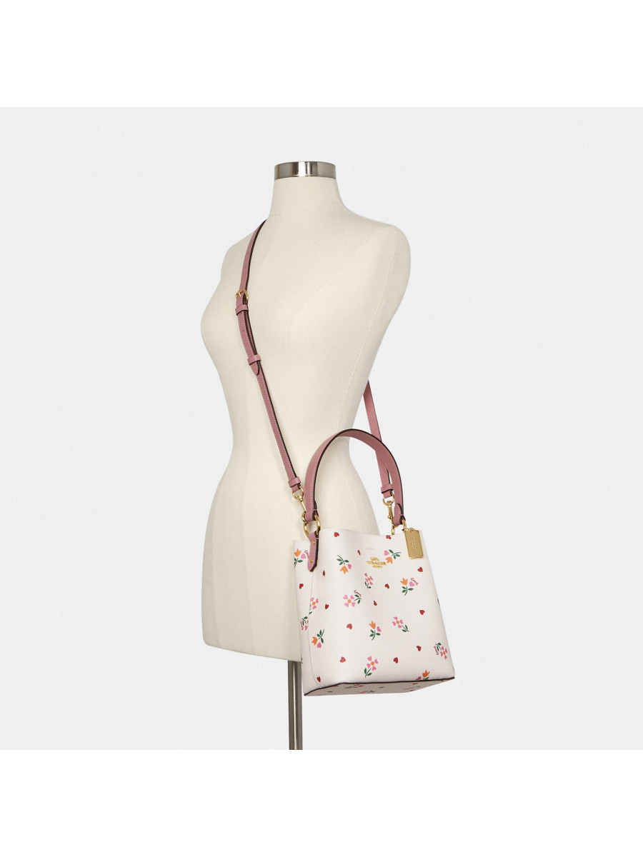 Сумка Coach Small Town Bucket Bag With Heart Petal Print - Gold/Chalk Multi