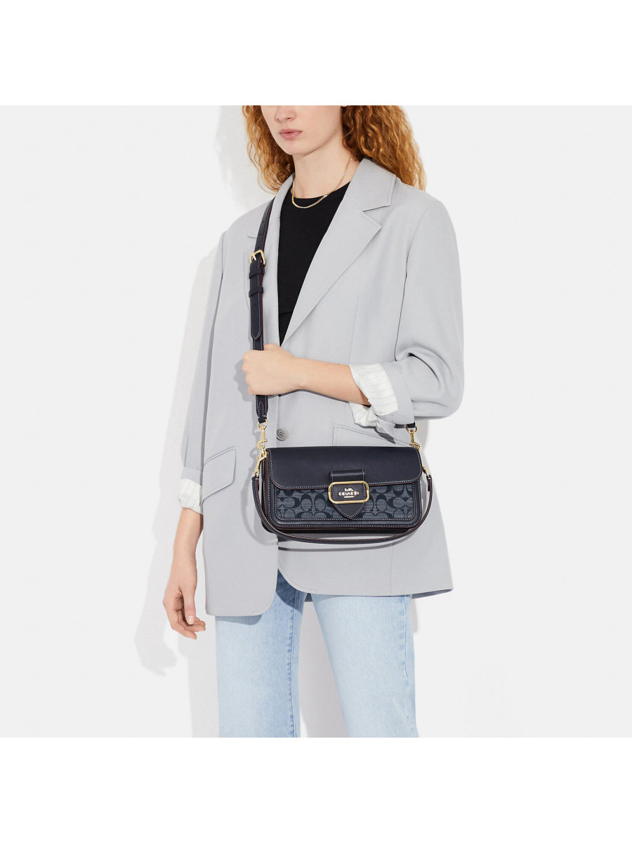 Сумка Coach Morgan Shoulder Bag In Signature Chambray - Gold/Denim Multi