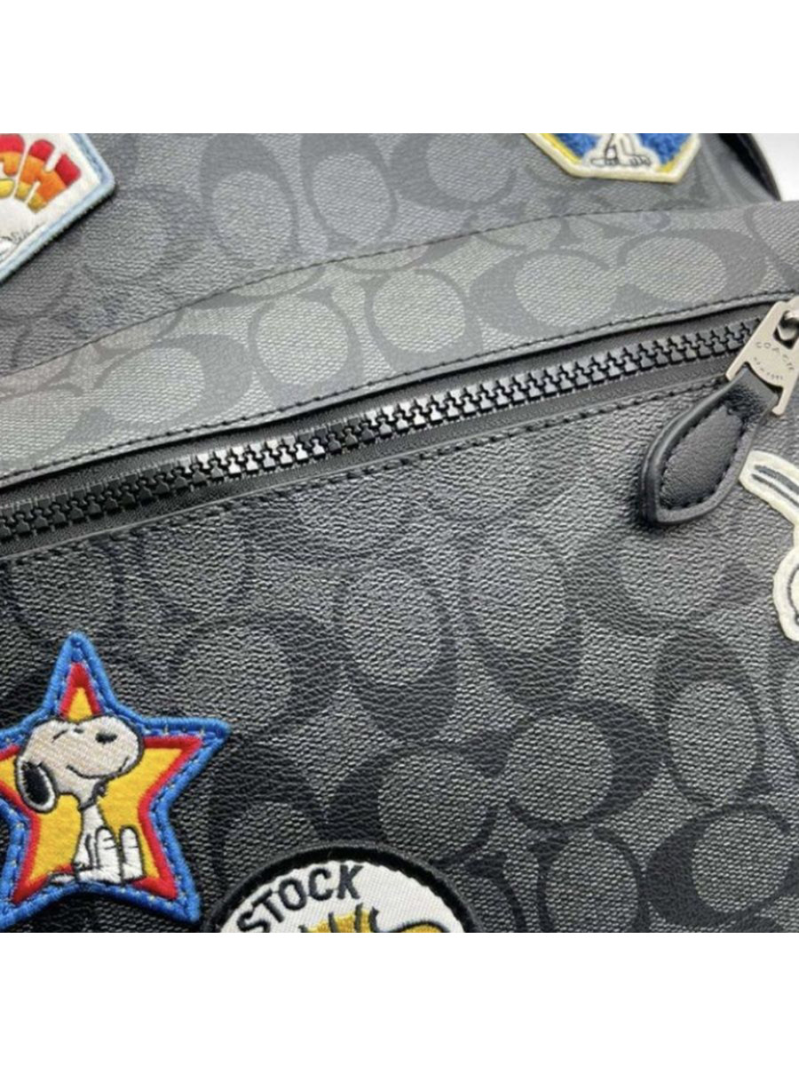 Рюкзак Coach Snoopy Court Backpack In Signature Canvas With Patches – Charcoal/Black