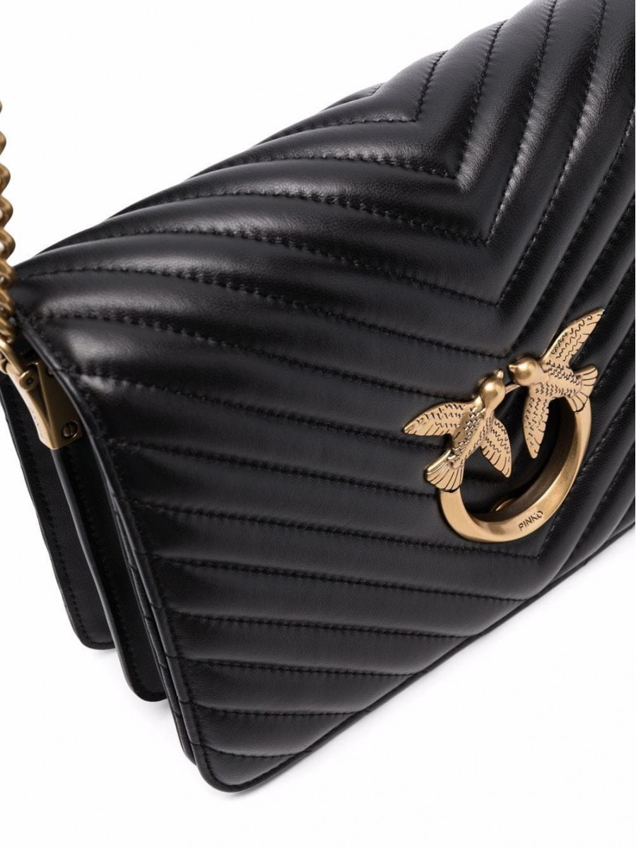 Сумка CLASSIC LOVE BAG CLICK V QUILT – black