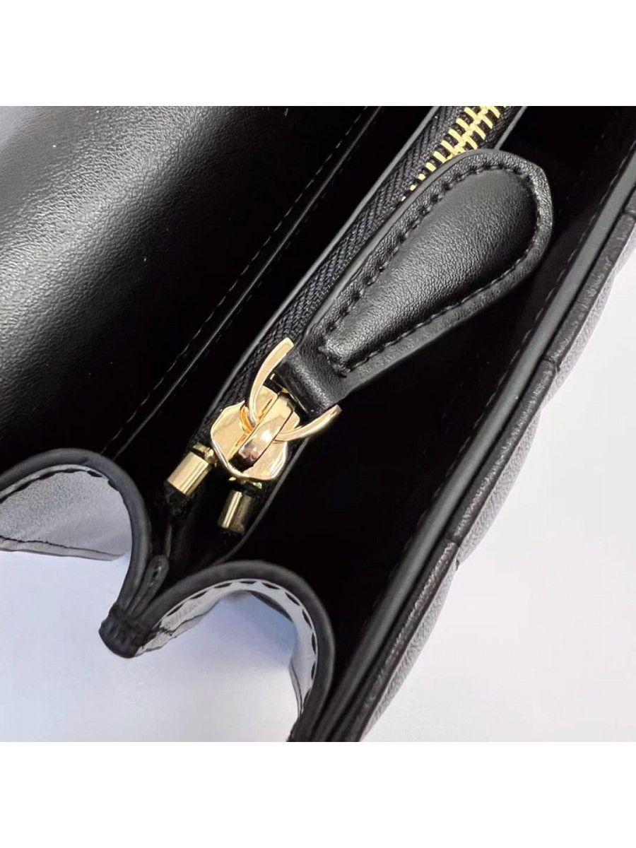 Сумка MINI LOVE BAG V QUILT – black