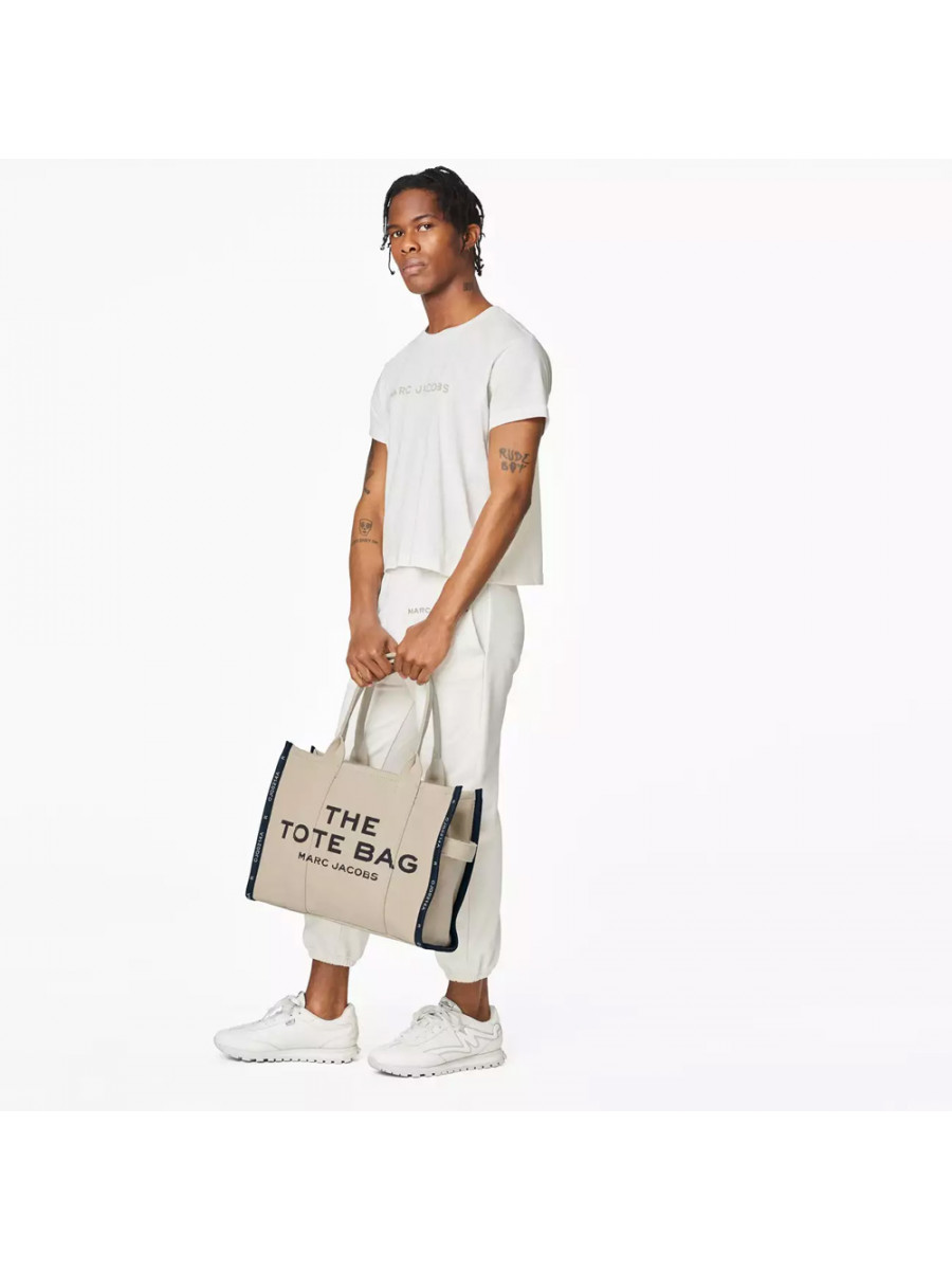 СУМКА MARC JACOBS THE JACQUARD LARGE TOTE BAG WARM SAND