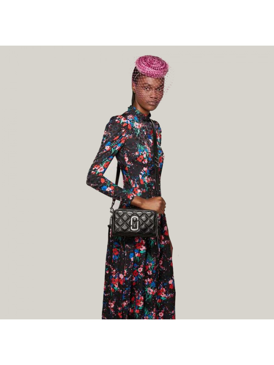 СУМКА MARC JACOBS THE QUILTED SOFTSHOT 21 BLACK