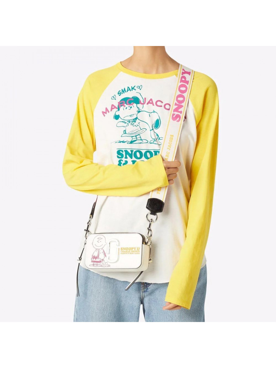 MARC JACOBS PEANUTS X MARC JACOBS THE SNOOPY SNAPSHOT