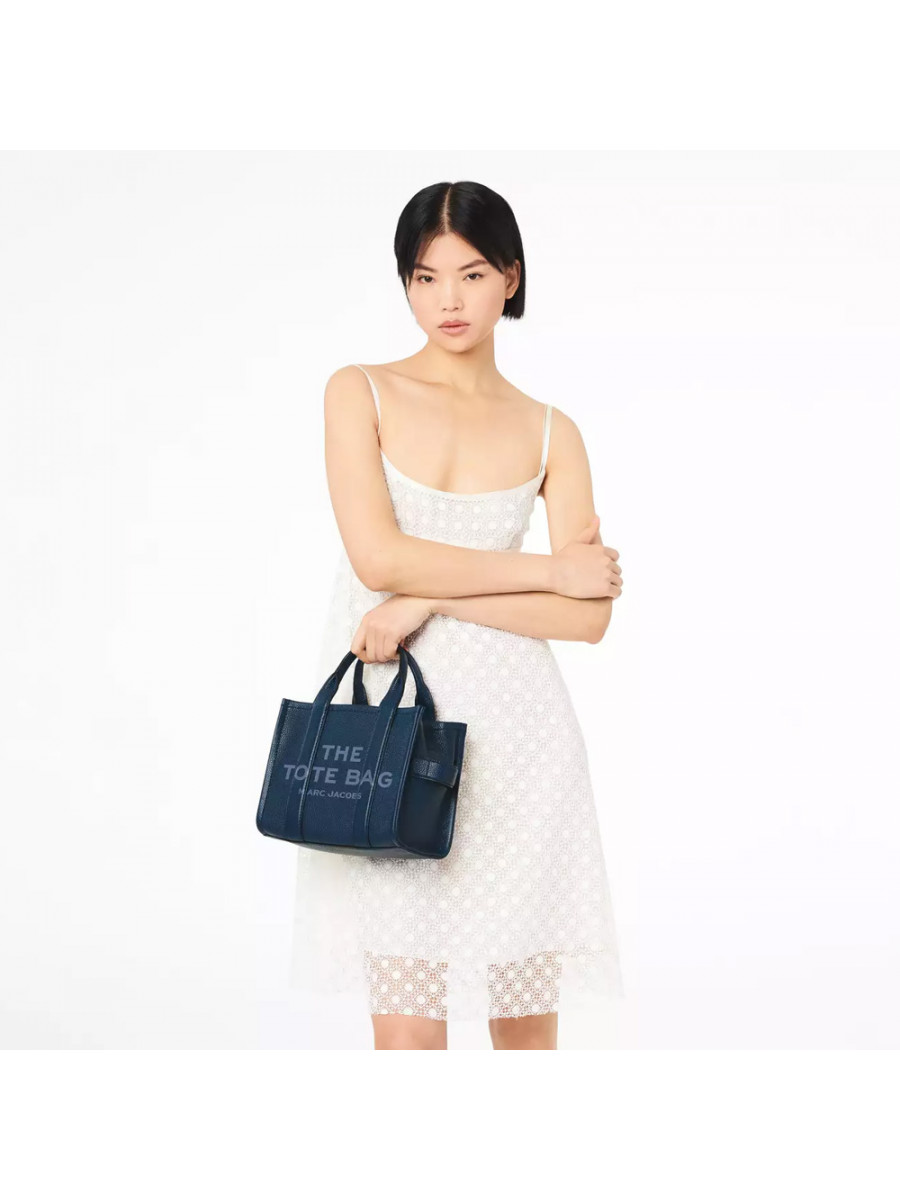 СУМКА MARC JACOBS THE LEATHER SMALL TOTE BAG BLUE SEA