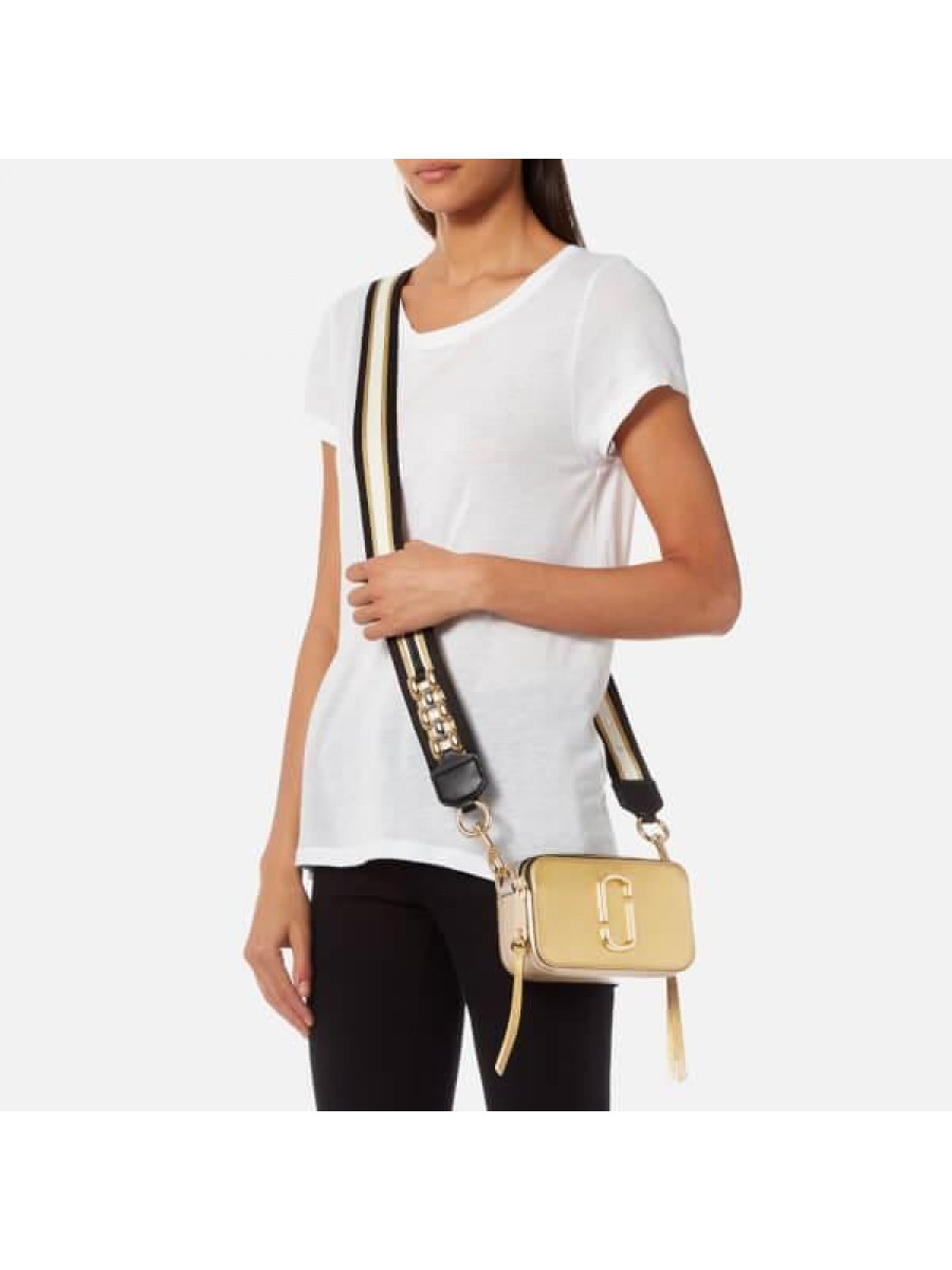 СУМКА MARC JACOBS METALLIC SNAPSHOT BAG GOLD