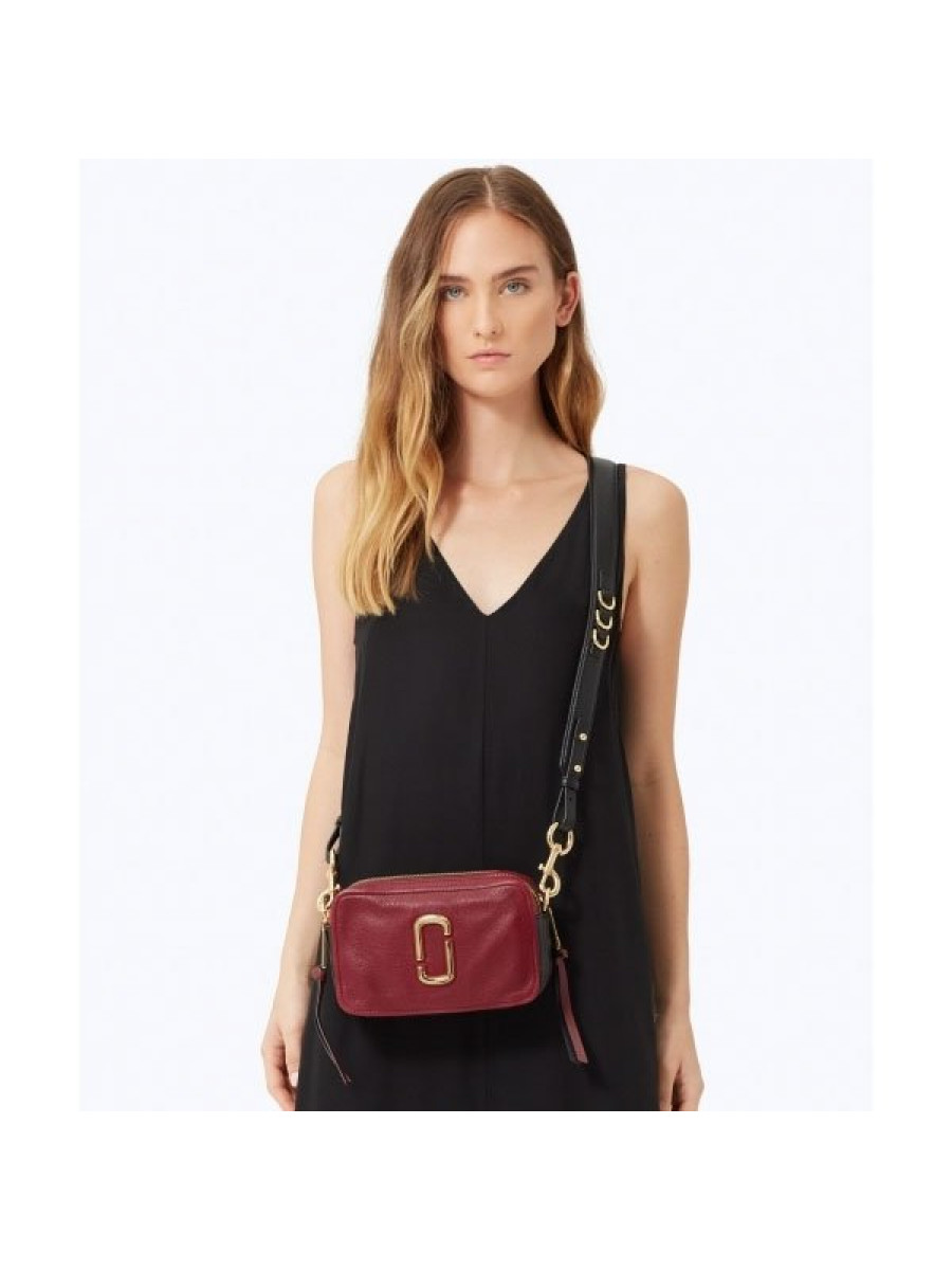 СУМКА MARC JACOBS THE SOFTSHOT 21 WINE RED