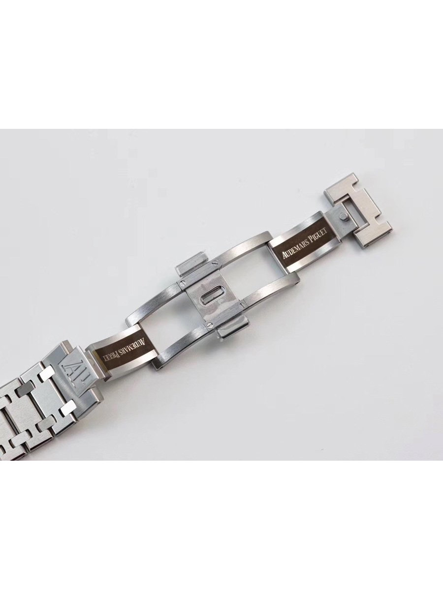 Часы Audemars Piguet Royal Oak Automatic 39mm Jumbo 15202ST.OO.1240ST.01