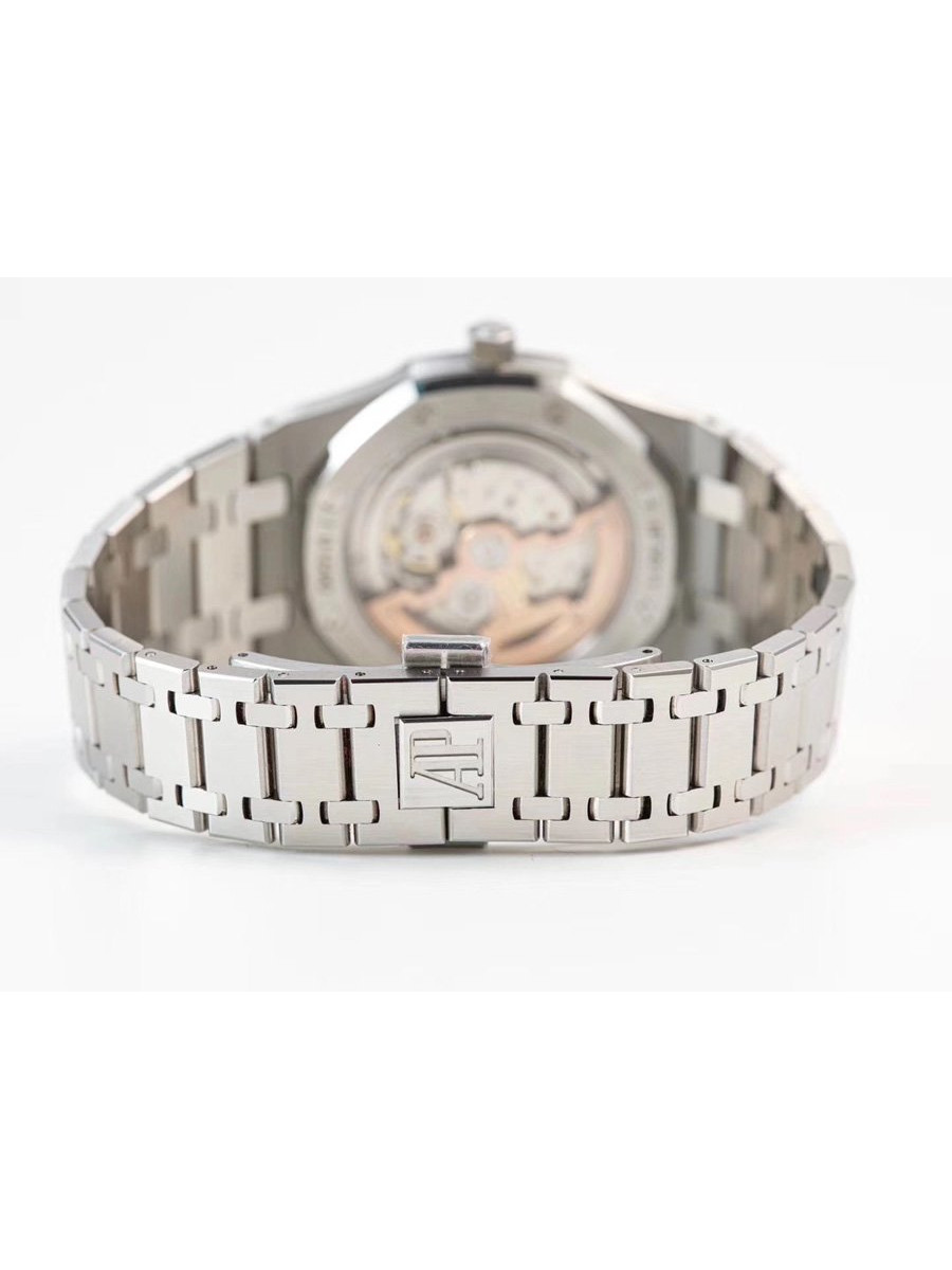 Часы Audemars Piguet Royal Oak Automatic 39mm Jumbo 15202ST.OO.1240ST.01