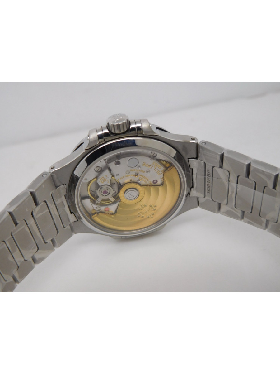 Часы Patek Philippe Nautilus 7118/1A-001