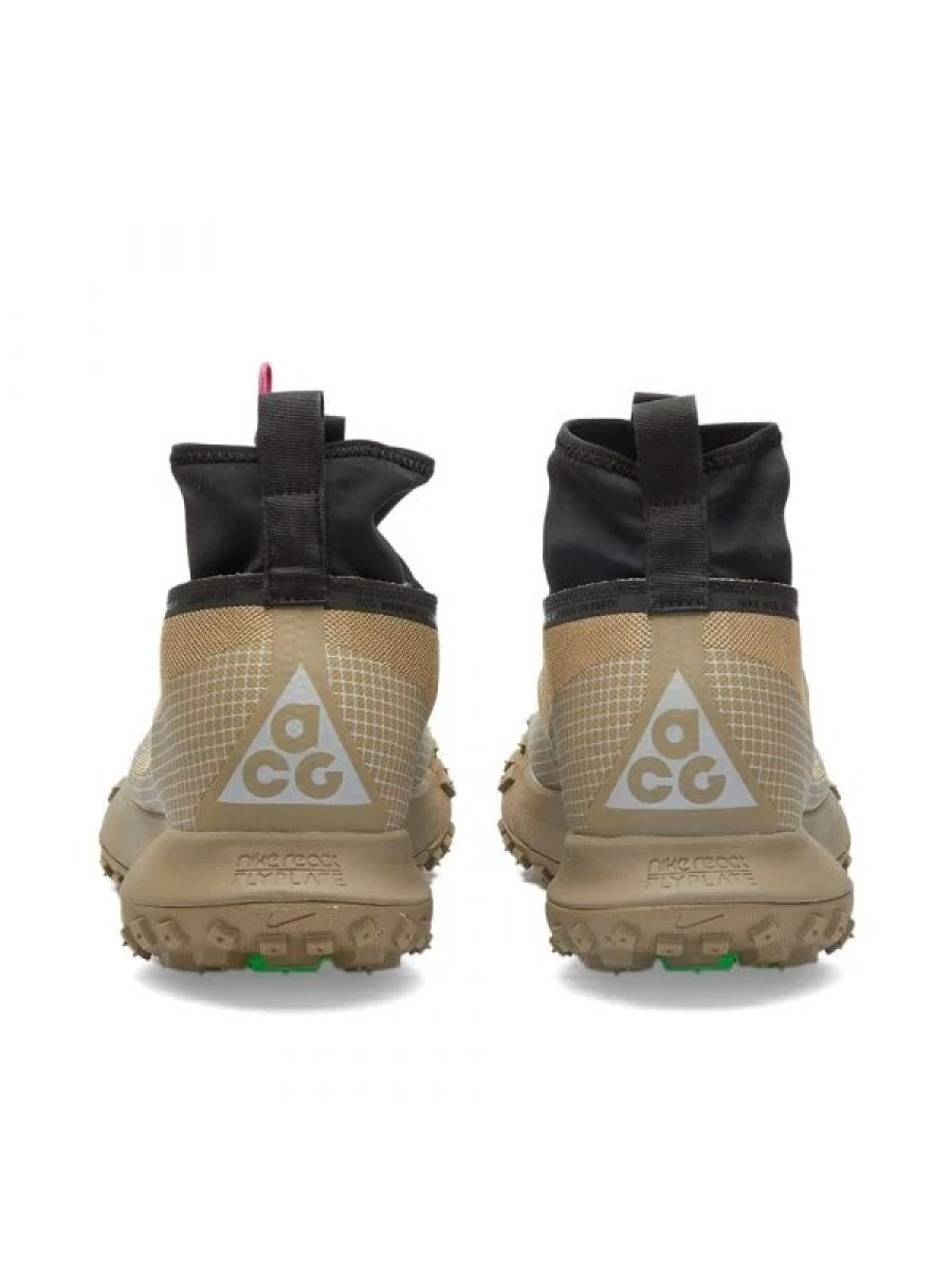 Кроссовки Nike Acg Mountain Fly Gore-tex Бежевые