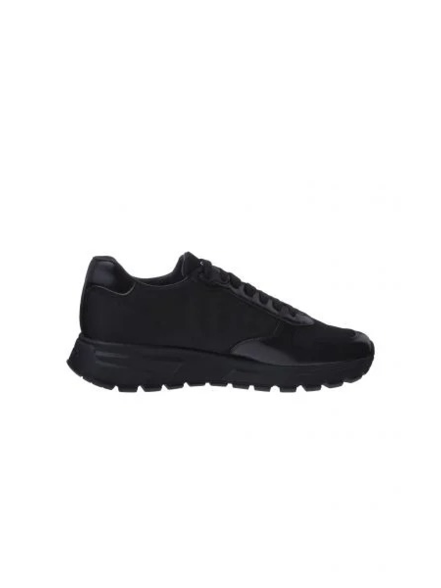 Кроссовки Prada Prax 01 Re-nylon Черные