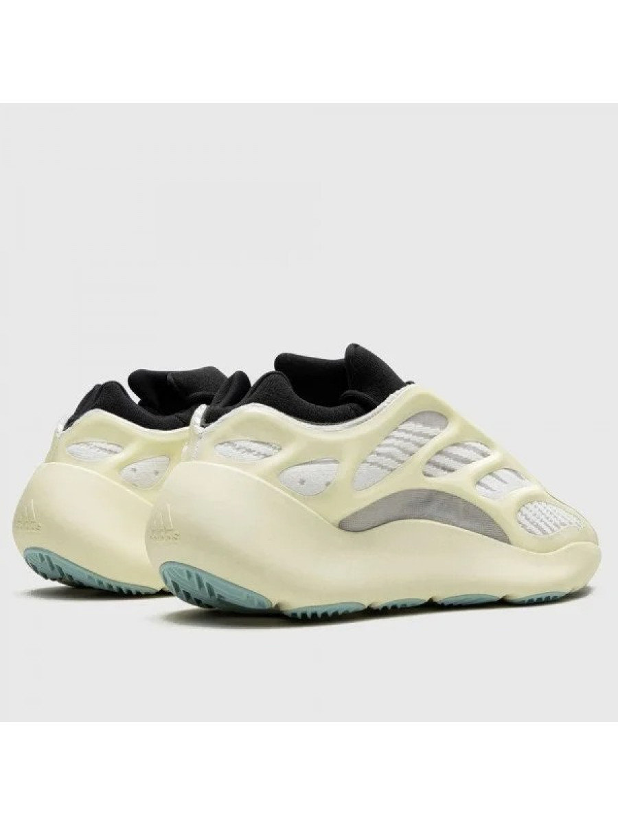 Кроссовки Adidas Yeezy 700 V3 Azael Белые