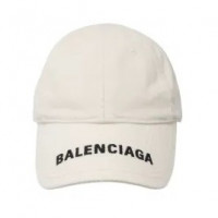 Balenciaga - Бейсболка Balenciaga V Белая