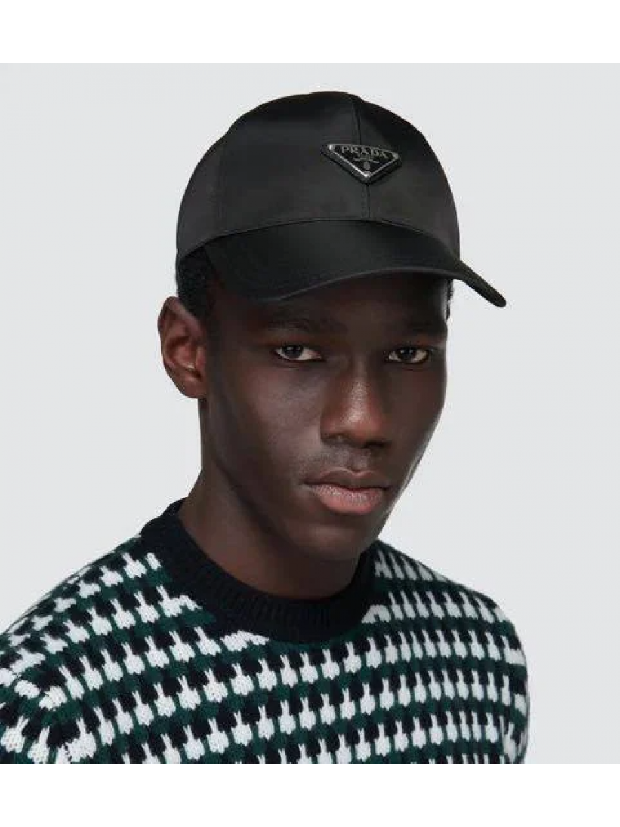 Бейсболка Prada Черная