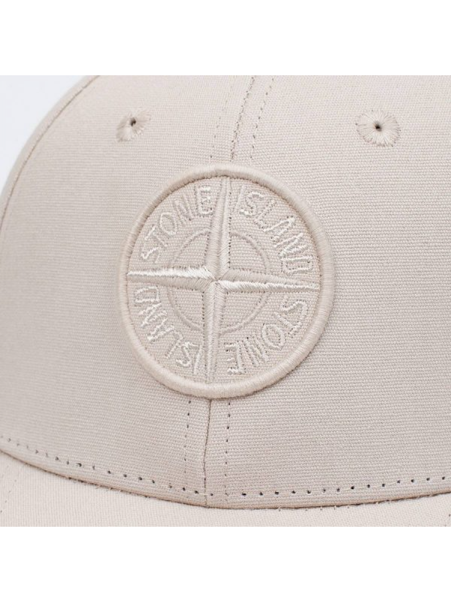 Бейсболка Stone Island Кремовая